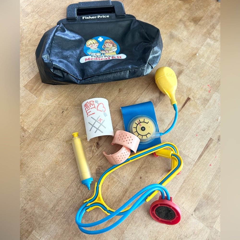 Vintage 1987 Fisher-Price Medical Kit Doctor Bag Pretend Play